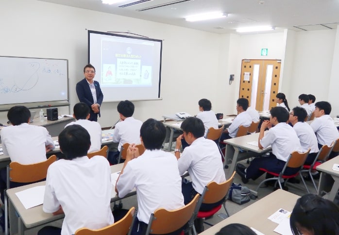 学校での講演